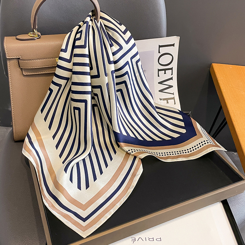 Luxury Brand Neckerchief Sprin - Women Accessories Brands recension och pris