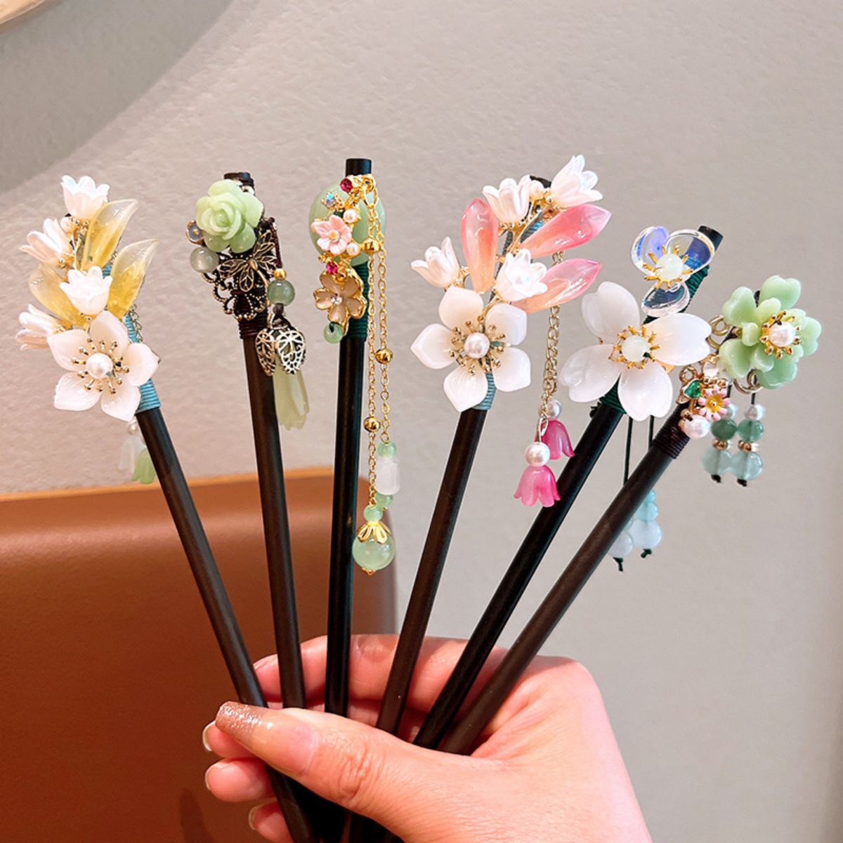 Exquisite Flower Tassel Wooden - Women Accessories For Hand recension och pris