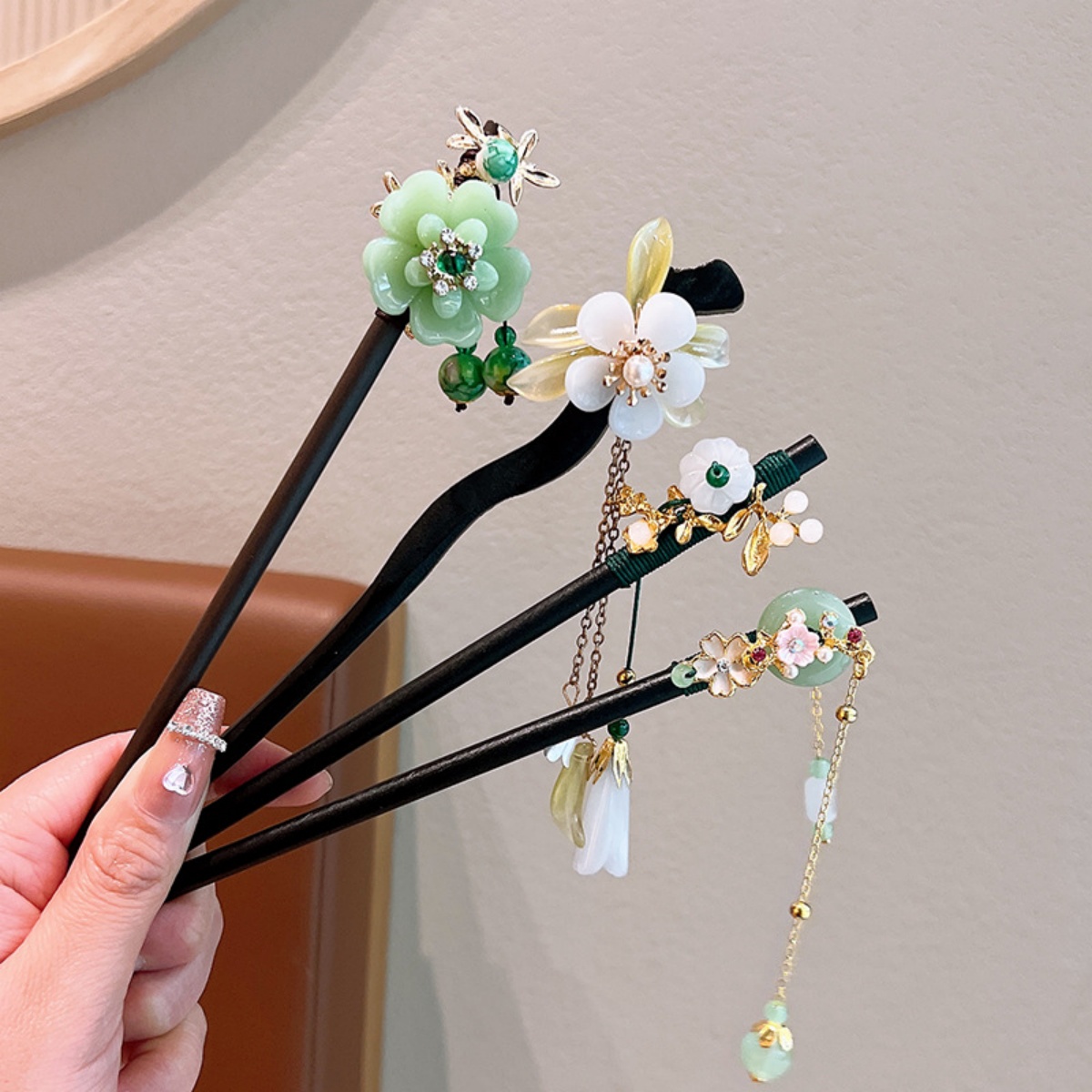 Exquisite Flower Tassel Wooden - Women Accessories For Hand recension och pris